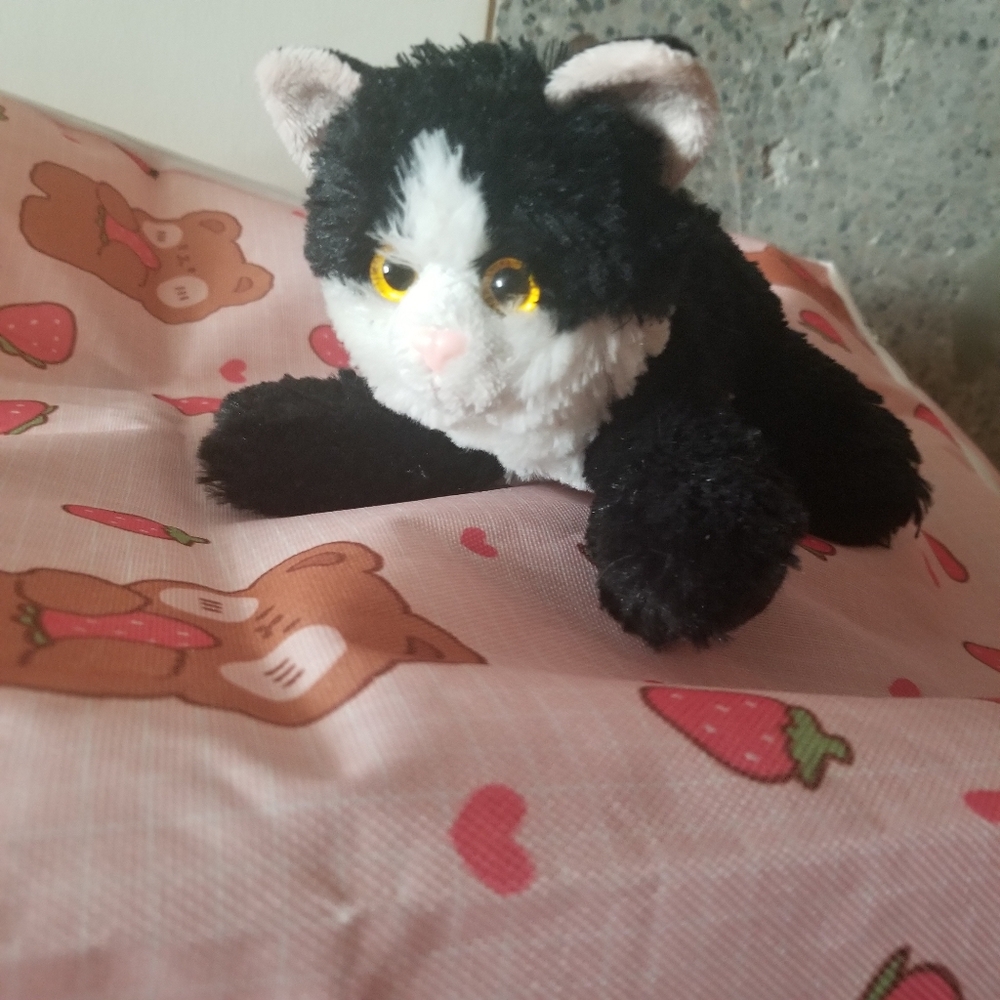 Plush cat - Picture 3 of 5